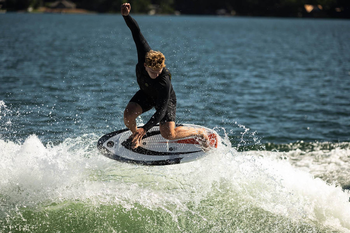 2022 Hyperlite Satellite Wakesurf