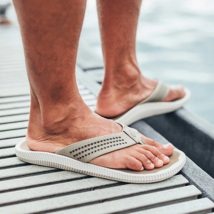 OluKai ULELE Sandals