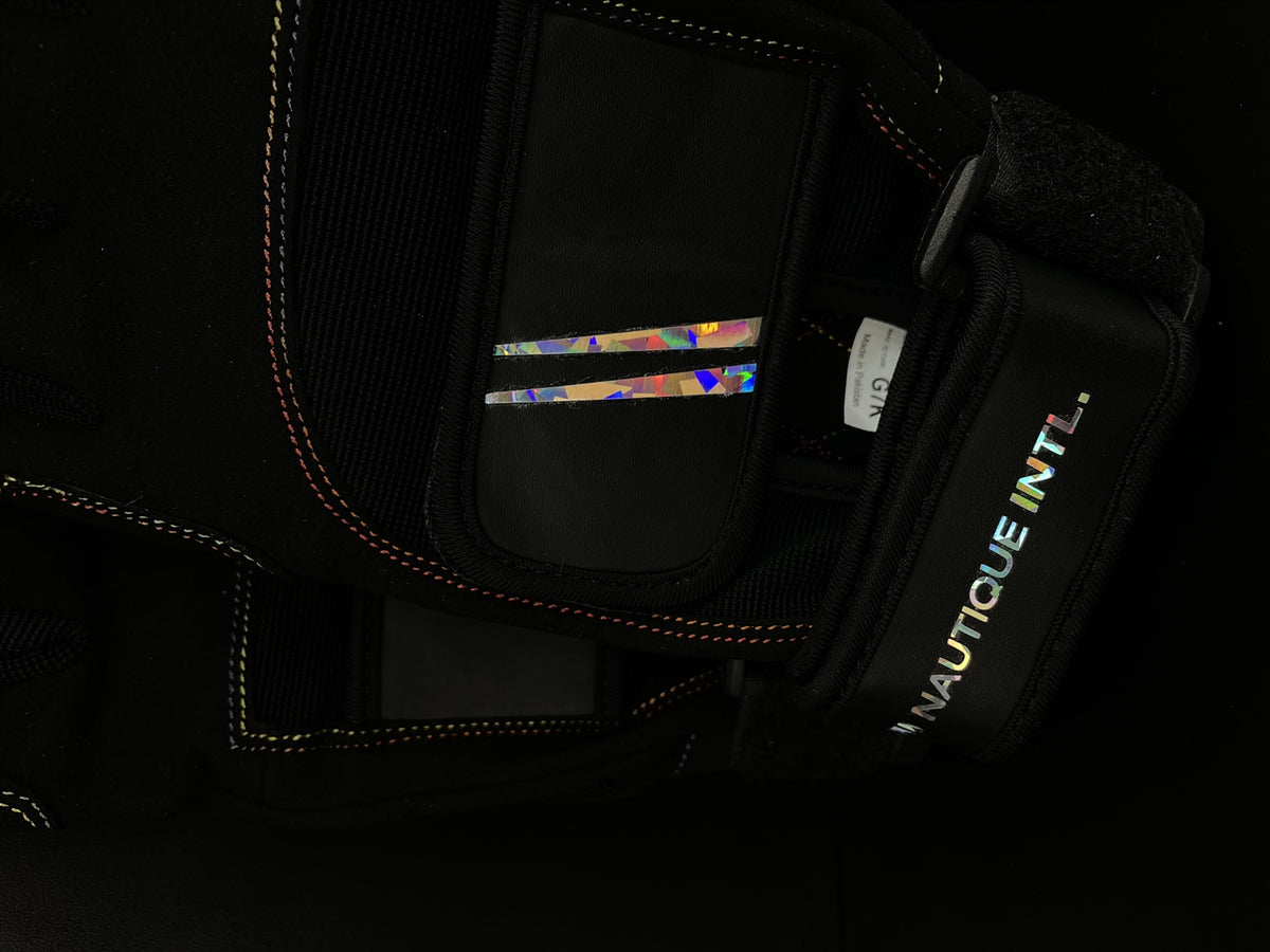 Miami Nautique Limited Edition - Minimal Multicolored Stitching Ski Gloves